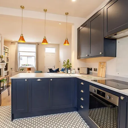 Lockwood Cottage, Close To Monk Bar, Sleeps 4 펜션 *